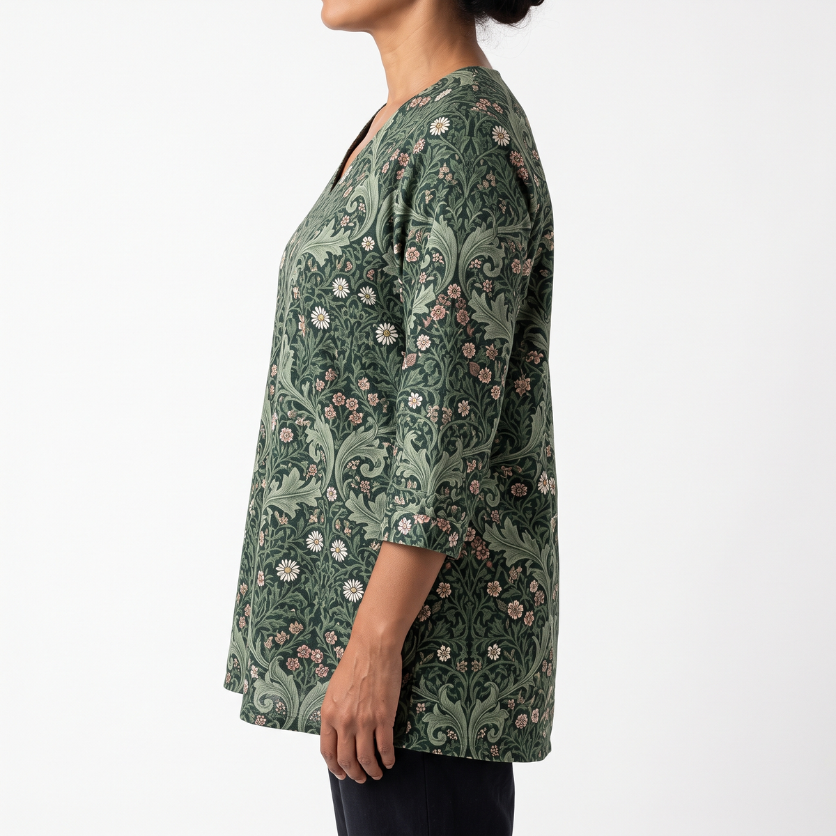Julie | Long Blouse with V-Neck