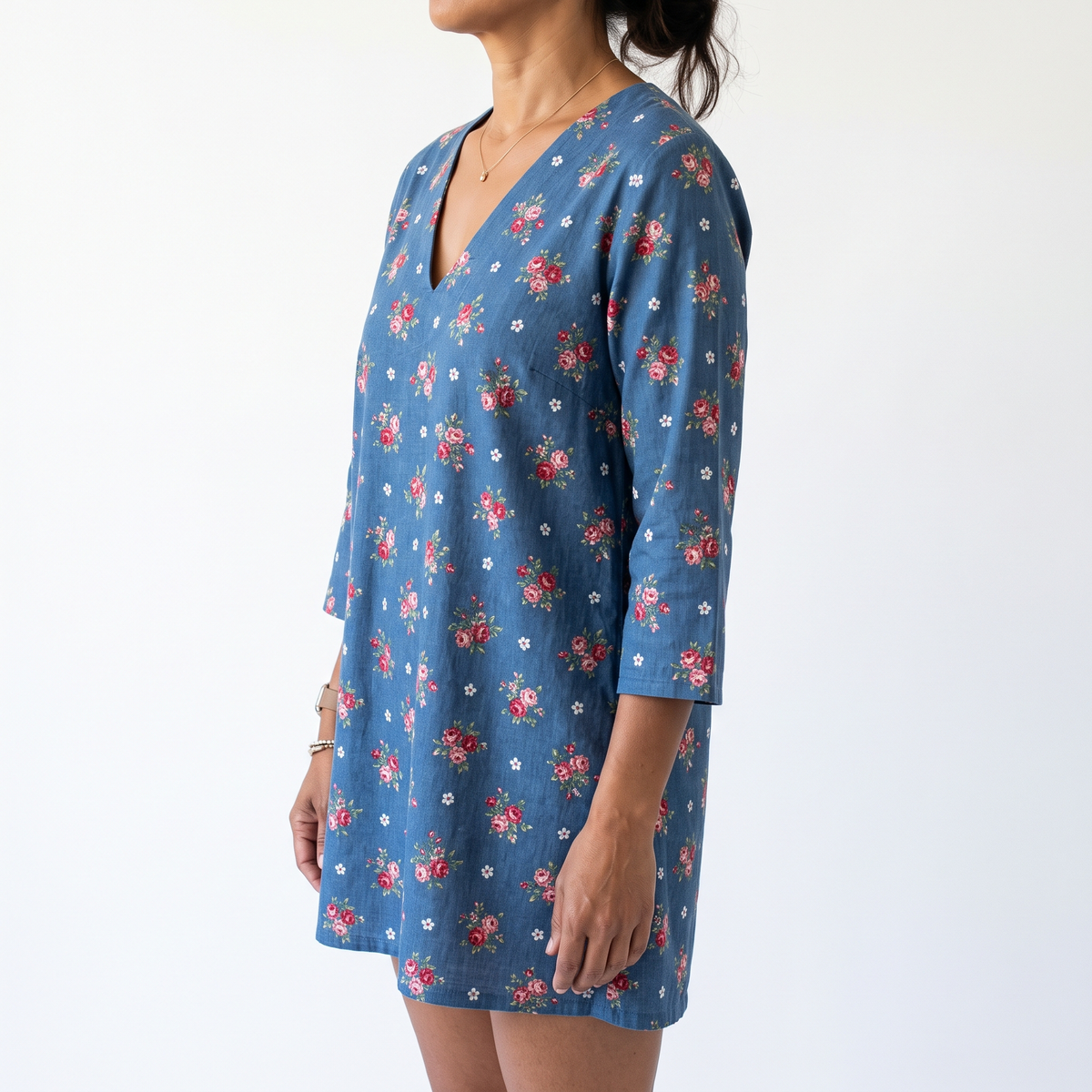Melanie | Long Blouse with V-Neck