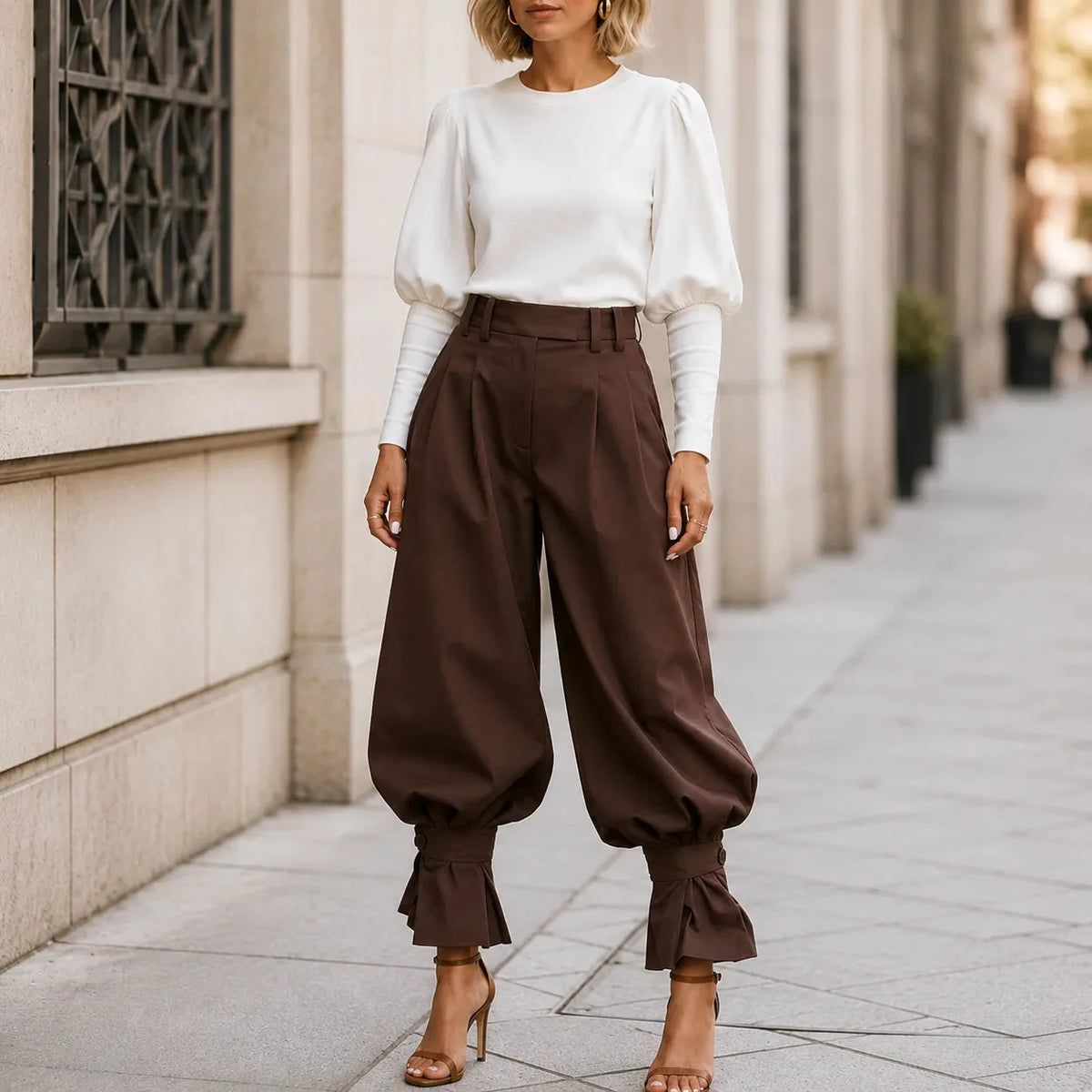 Marlow – Pleated Lantern Wide-Leg Trousers with Bow Cuffs